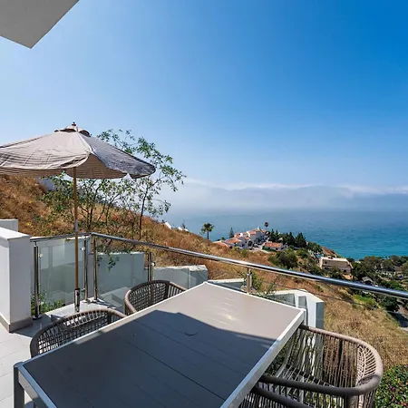 Terrazas De Ladera V12 *